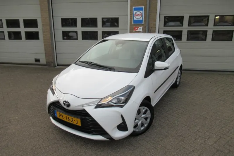Toyota Yaris (2017)