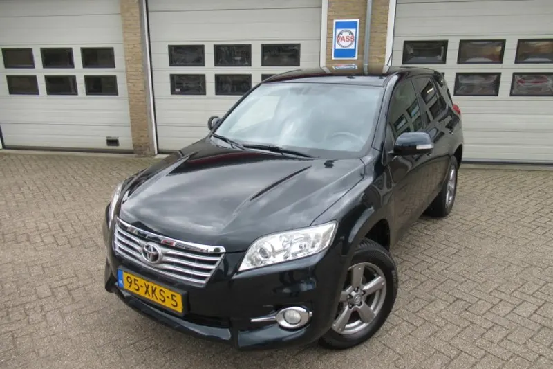 Toyota RAV4 (2012)