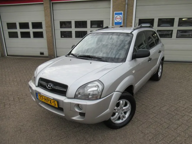 Hyundai Tucson (2009) — foto 1