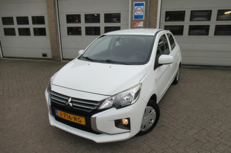 Mitsubishi Space Star (2020)