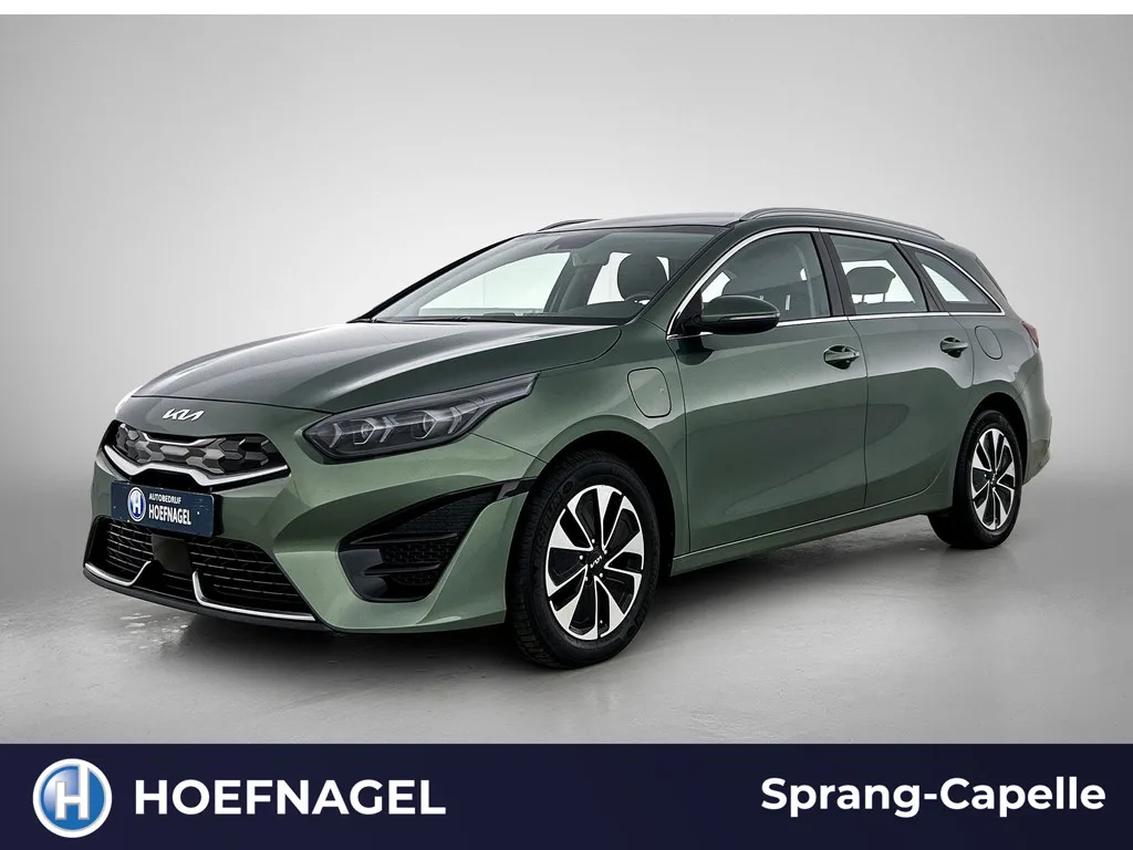 Kia Ceed (2023) — foto 1