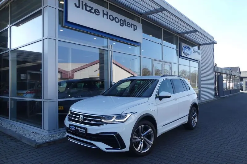 Volkswagen Tiguan (2022)
