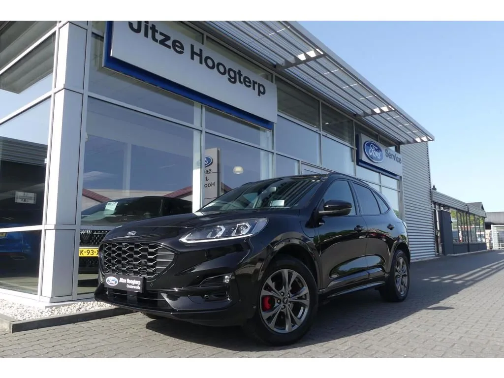 Ford Kuga (2022) — foto 1