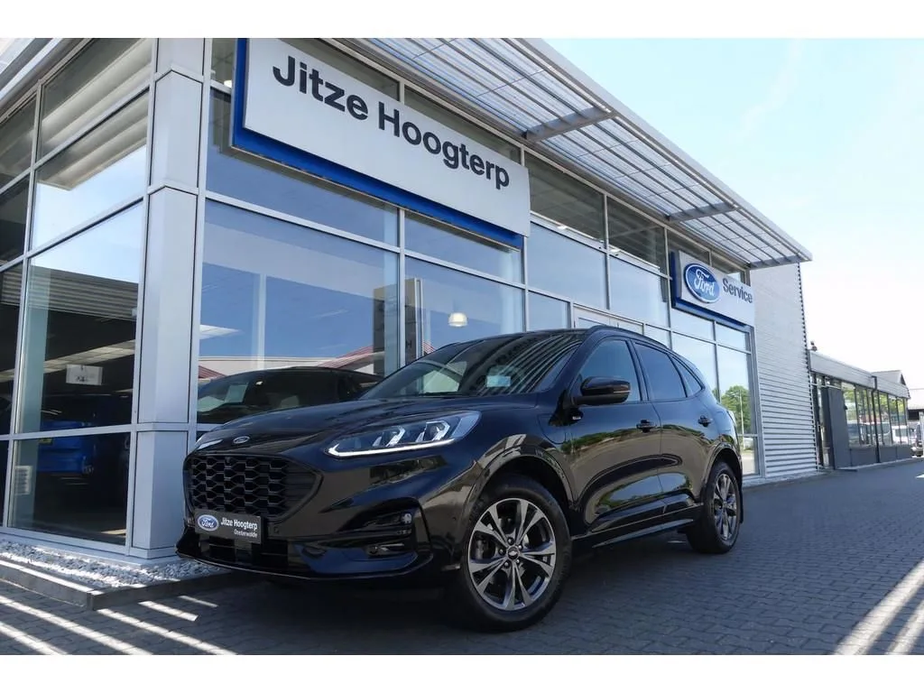 Ford Kuga (2022) — foto 1