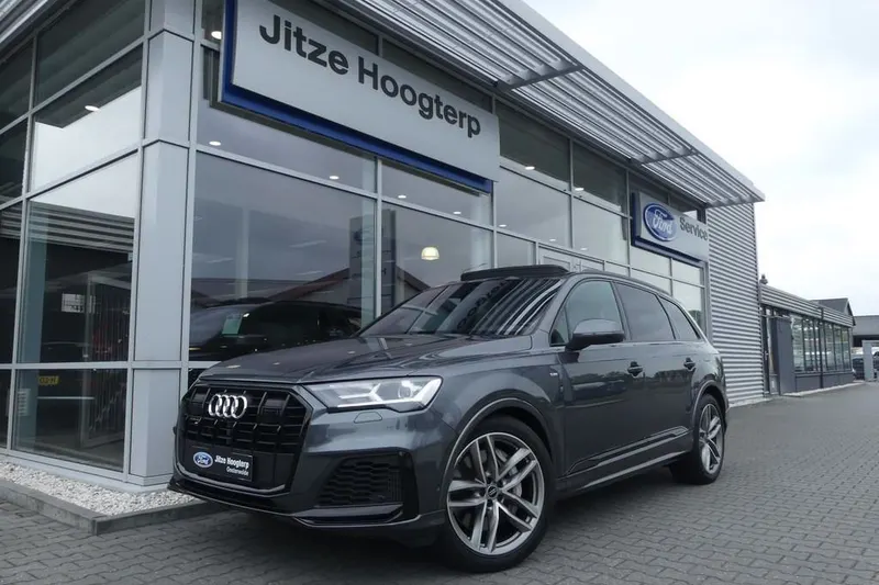 Audi Q7 (2023)