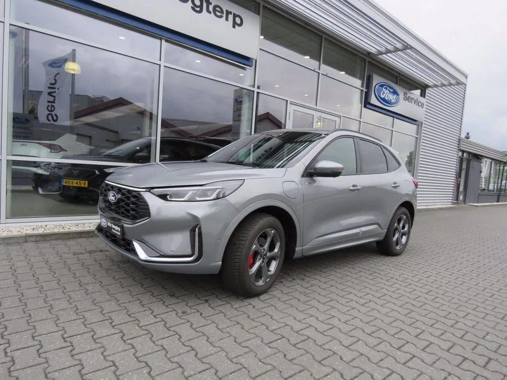 Ford Kuga (2025) — foto 1