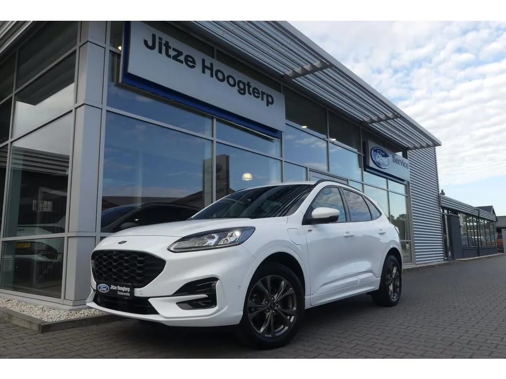 Ford Kuga (2022) — foto 1