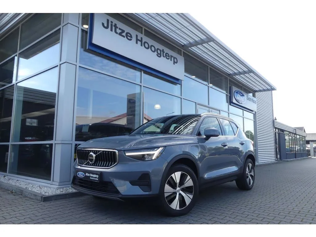 Volvo XC40 (2022) — foto 1