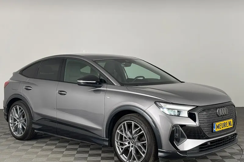 Audi Q4 (2023)