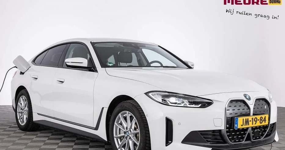 BMW i4 (2023) — foto 1