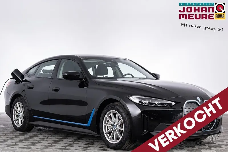 BMW i4 (2023)