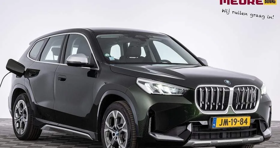 BMW iX1 (2023) — foto 1