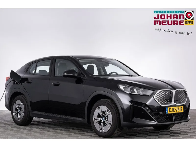 BMW iX2 (2025) — foto 1