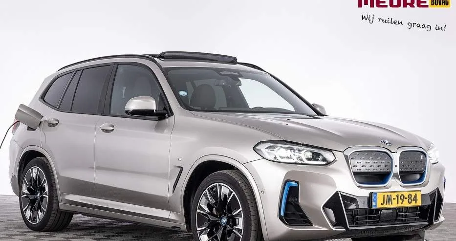 BMW iX3 (2023) — foto 1