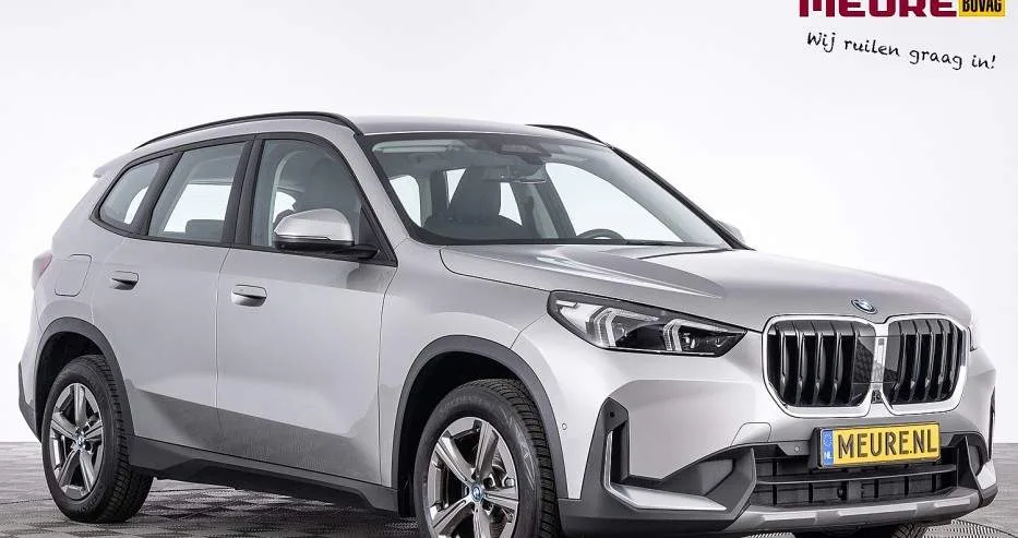 BMW X1 (2024) — foto 1