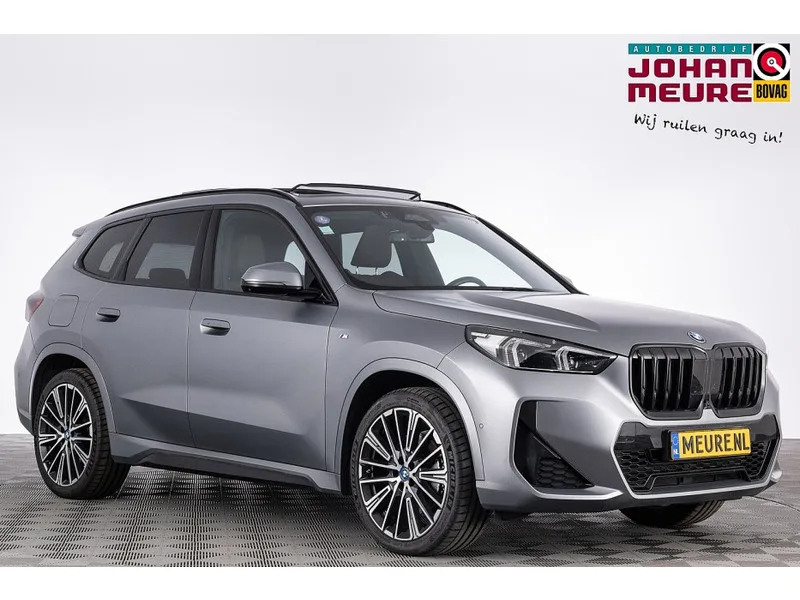 BMW X1 (2023) — foto 1