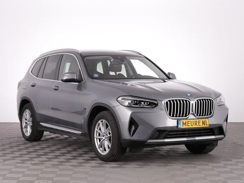BMW X3 (2024) — foto 1