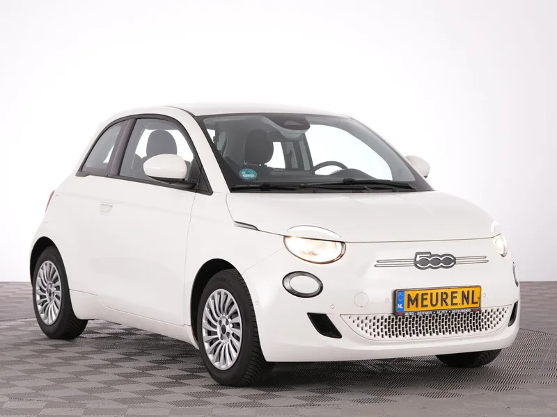 Fiat 500e (2023) — foto 1