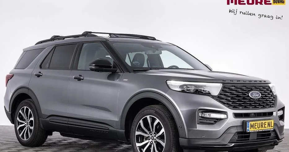 Ford Explorer (2021) — foto 1