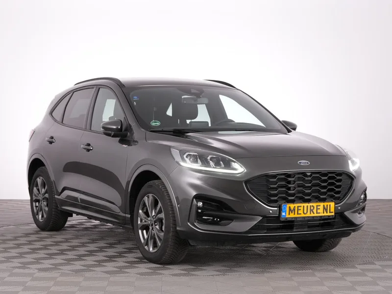 Ford Kuga (2023) — foto 1