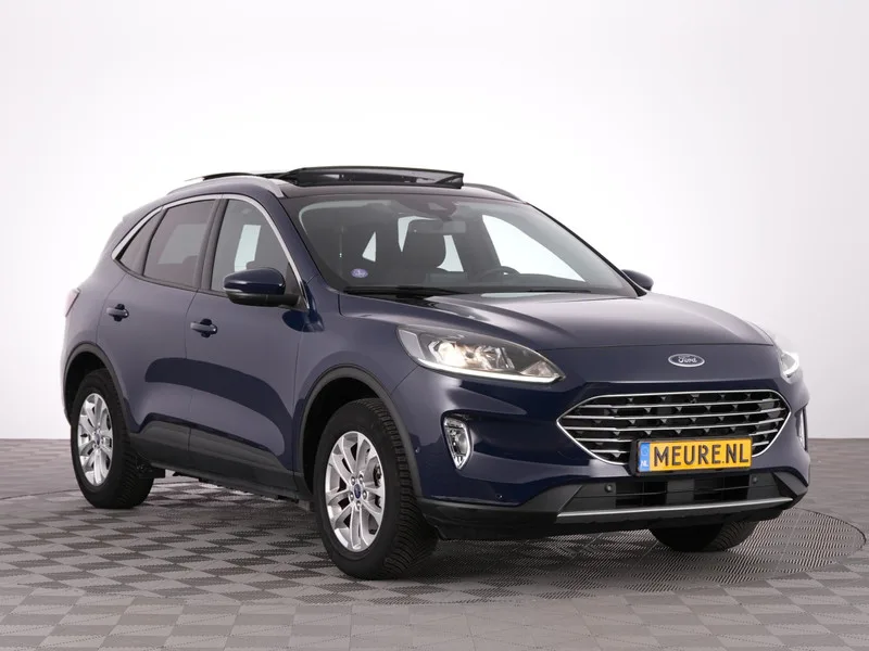 Ford Kuga (2023) — foto 1