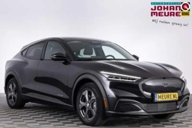 Ford Mustang (2022)