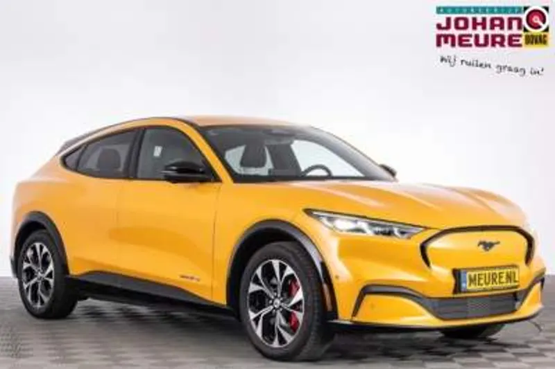 Ford Mustang (2022)
