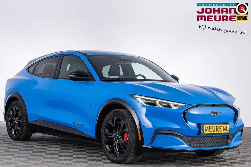 Ford Mustang (2024)