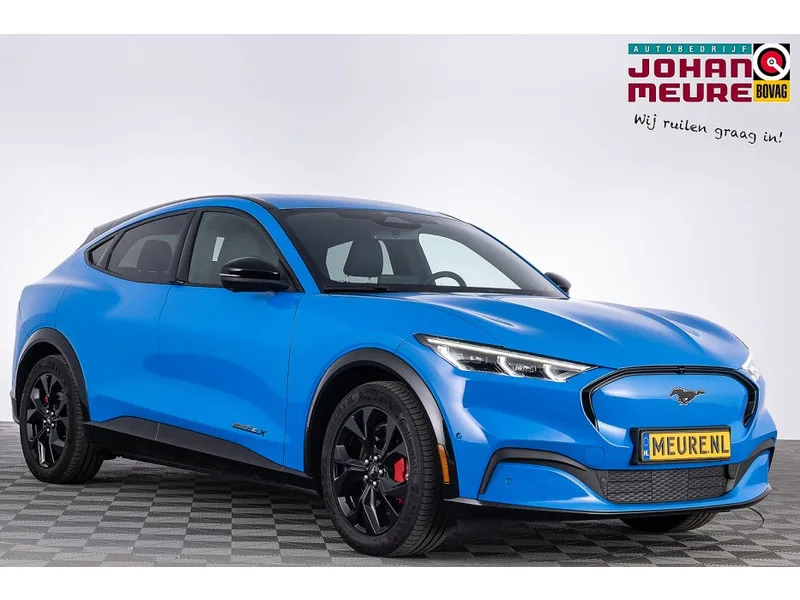 Ford Mustang (2024) — foto 1