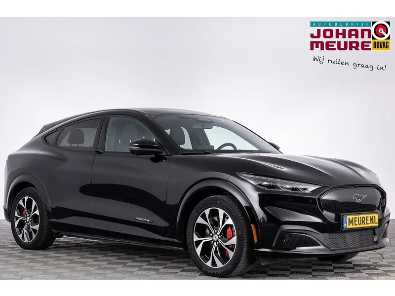 Ford Mustang (2024) — foto 1