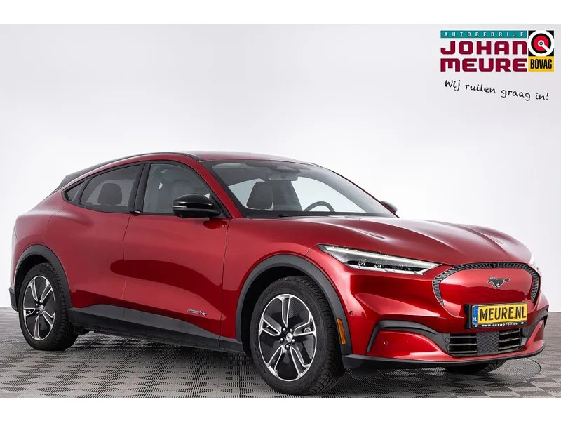 Ford Mustang (2024) — foto 1