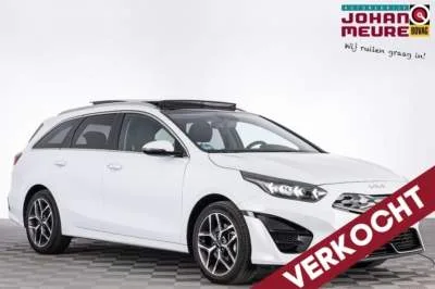 Kia Ceed Sportswagon (2023) — foto 1
