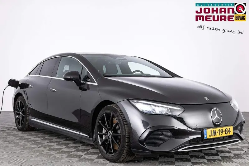 Mercedes-Benz EQE (2023)