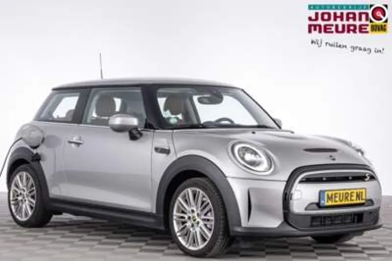 MINI Mini (2023)