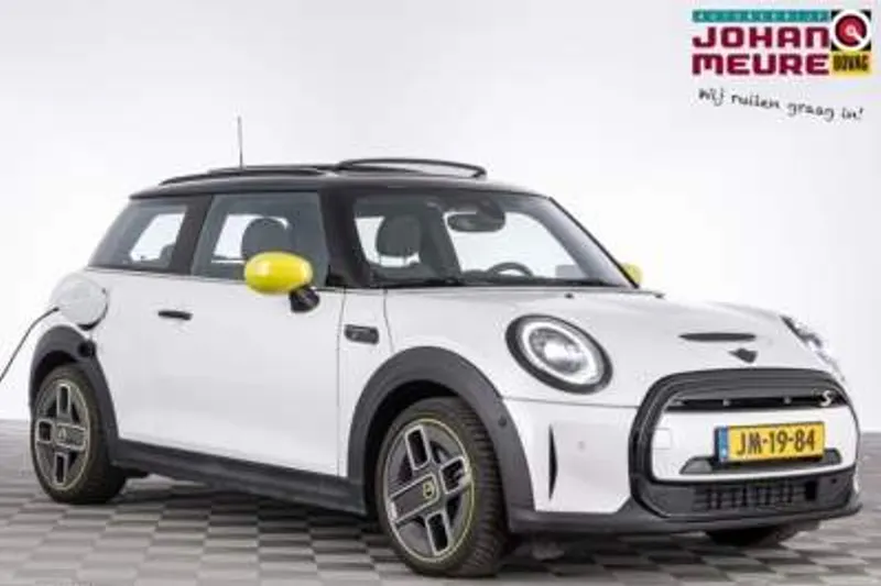 MINI Mini (2024)