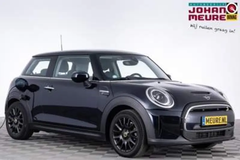 MINI Mini (2023)