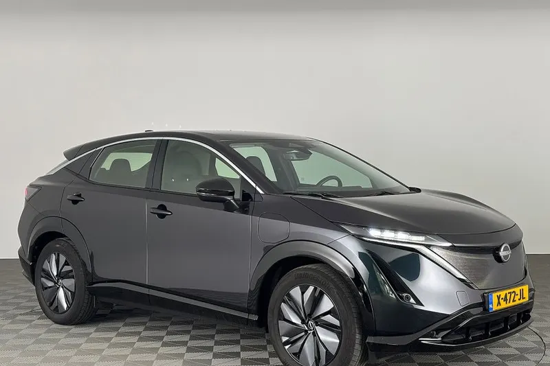 Nissan Ariya (2023)