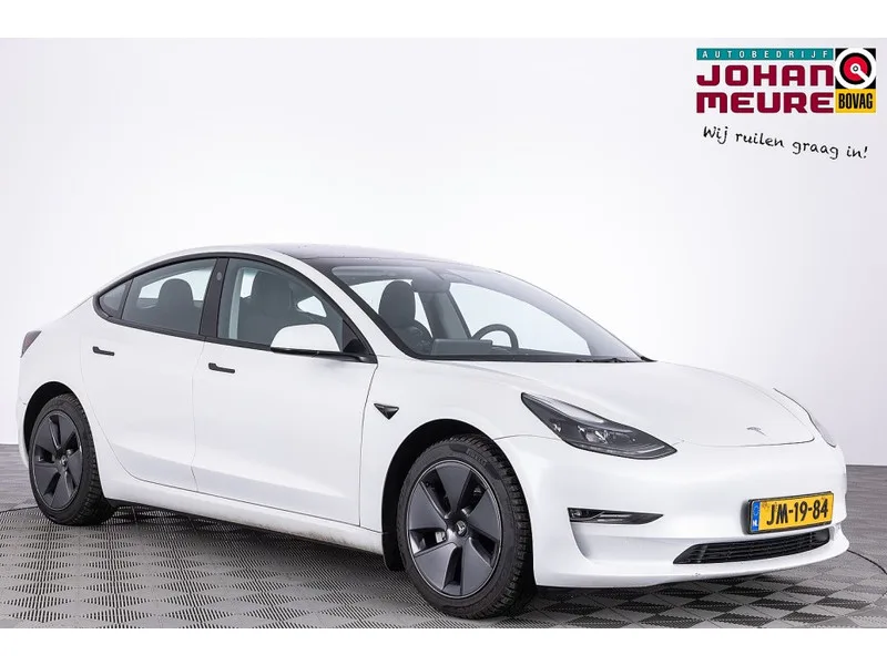 Tesla Model 3 (2023) — foto 1