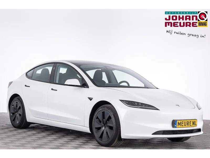 Tesla Model 3 (2024) — foto 1