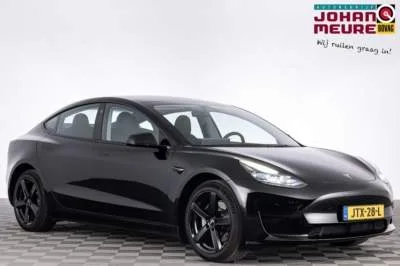 Tesla Model 3 (2023) — foto 1