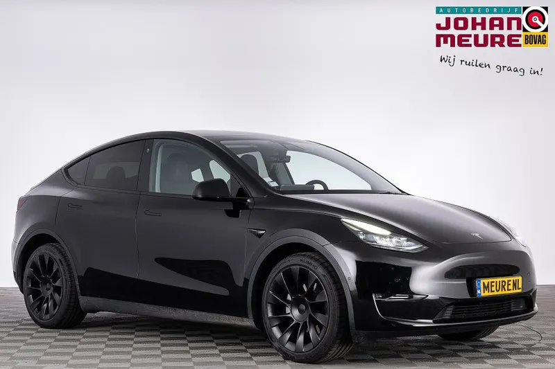 Tesla Model Y (2021)