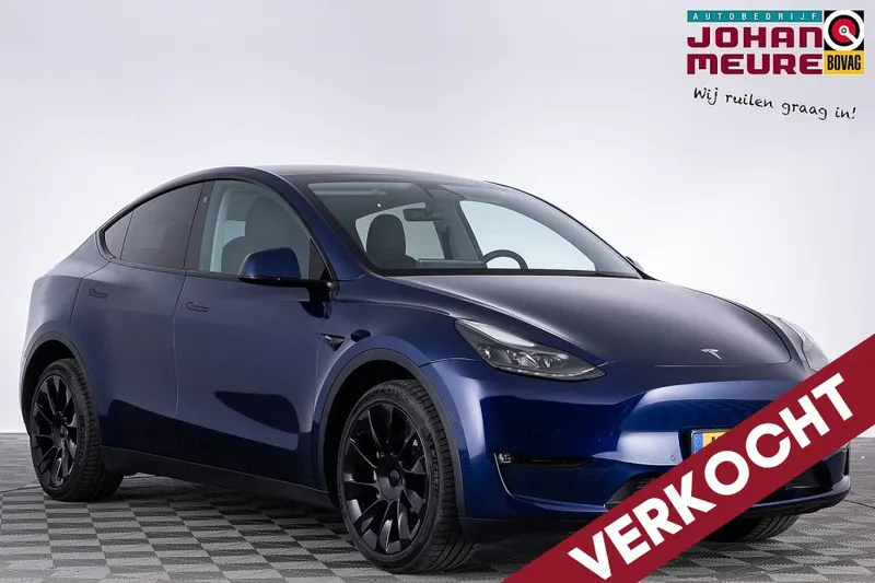 Tesla Model Y (2022)