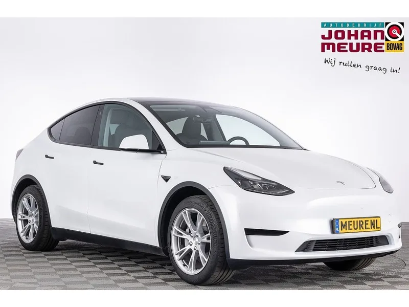 Tesla Model Y (2023) — foto 1