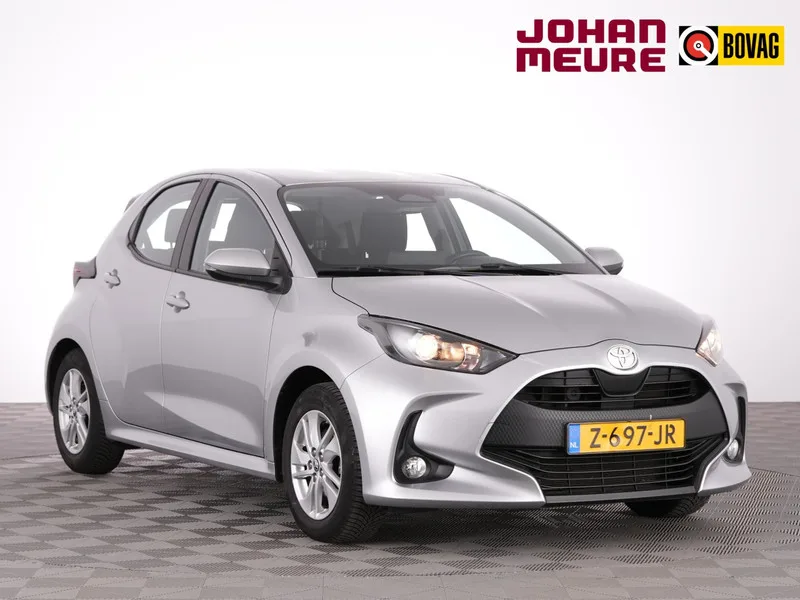 Toyota Yaris (2024) — foto 1