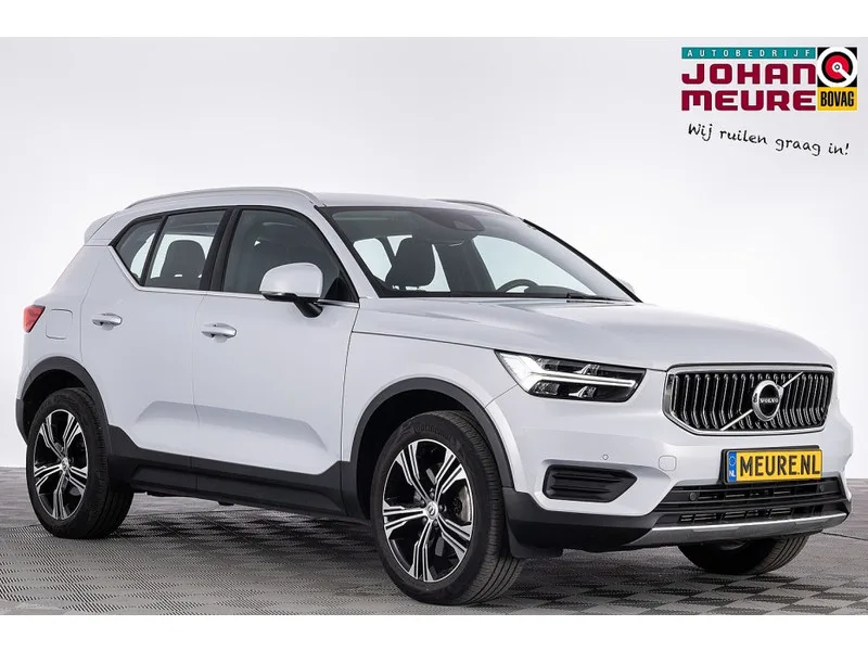 Volvo XC40 (2022) — foto 1