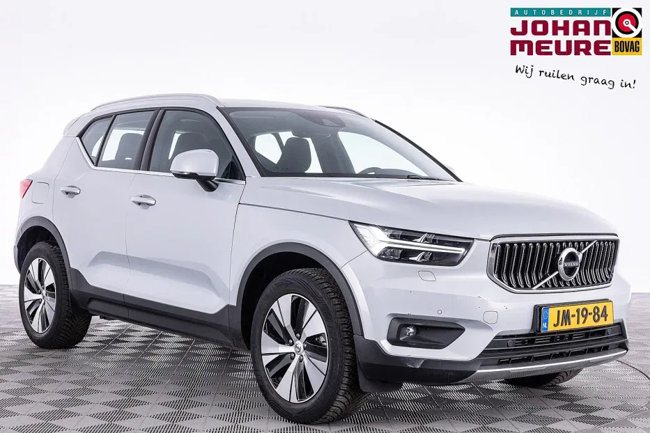 Volvo XC40 (2021) — foto 1