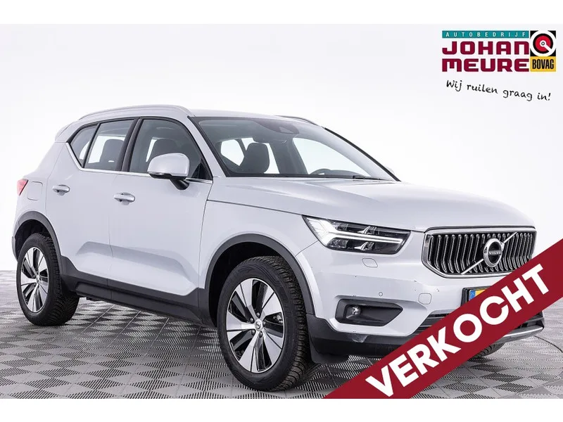 Volvo XC40 (2021) — foto 1