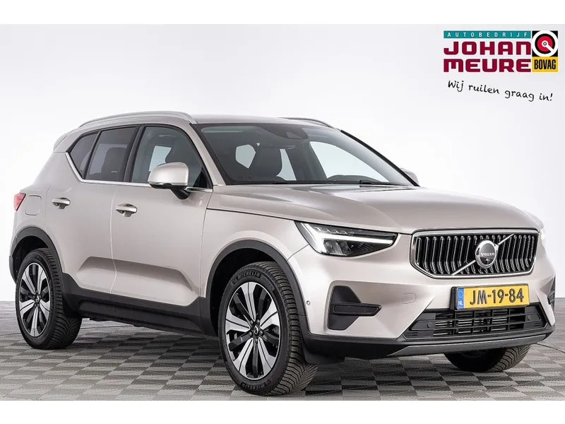 Volvo XC40 (2022) — foto 1