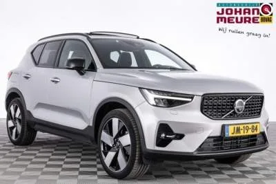 Volvo XC40 (2023) — foto 1