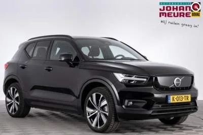 Volvo XC40 (2021) — foto 1